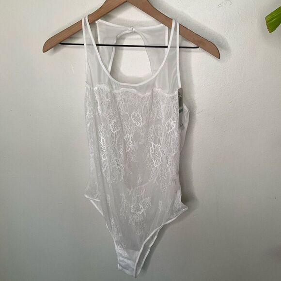 Jezebel Penelope Lace Bodysuit - Picture 2 of 8